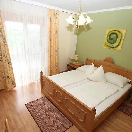 Gasthuis Gastehaus Dobida